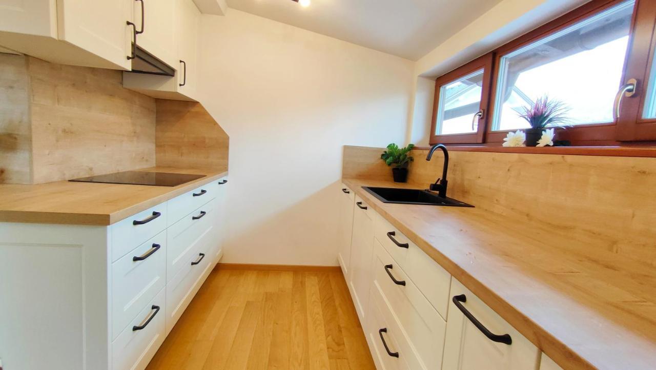 Apartmaji Dora Mojstrana Zewnętrze zdjęcie